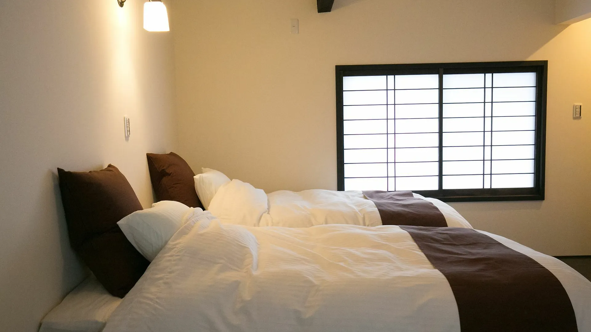 Nijo Yu-Rakukan Kyoto Apartment